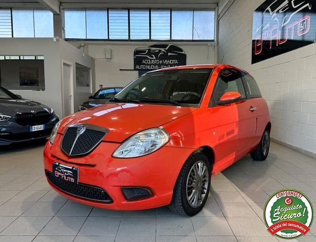 Usata Lancia Ypsilon 59 CV (43 kW) 2009 Arancione Utilitaria