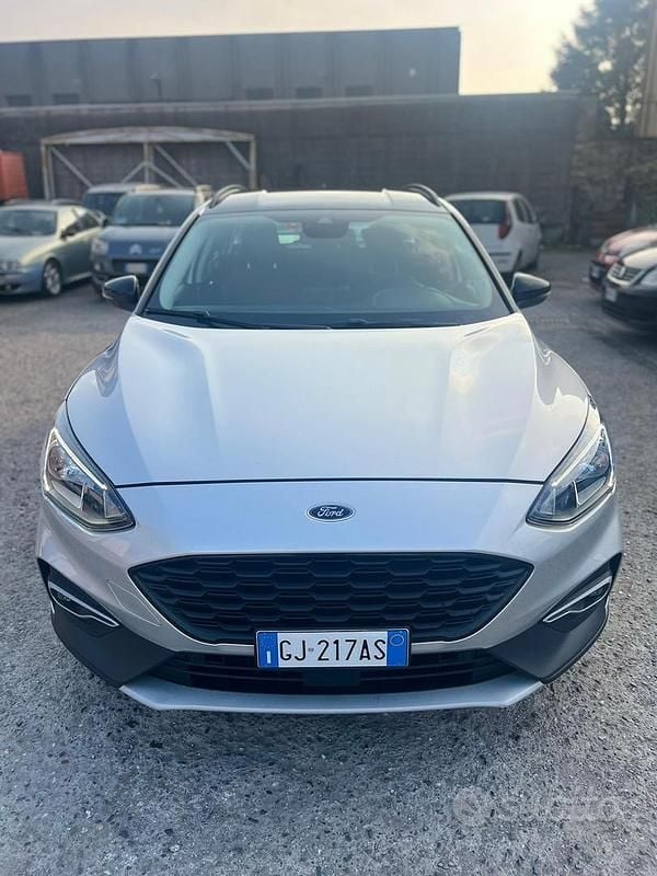 Usata Ford Focus 120 CV (88 kW) 2021 Grigio Station wagon