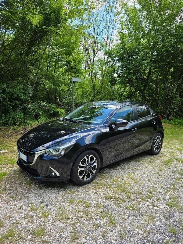 Usata Mazda 2 90 CV (66 kW) 2019 Nero Utilitaria