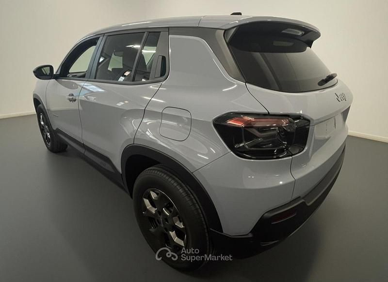 Nuova Jeep Avenger Longitude 101 CV (74 kW) 2026 Gray SUV