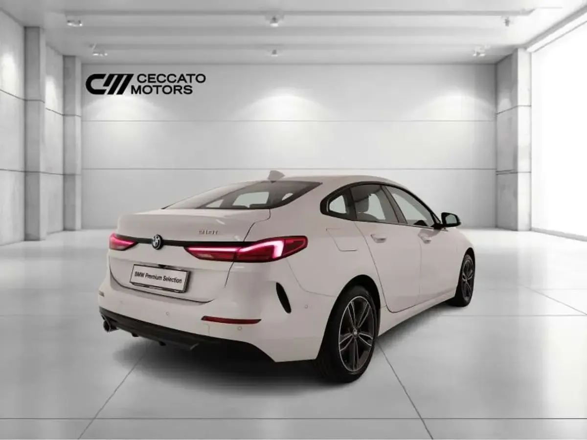 Usata BMW 218 Sport Line 140 CV (102 kW) 2020 Bianco Coupé