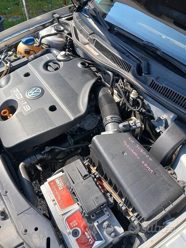 Usata VW Golf IV 1998 Grigio Utilitaria