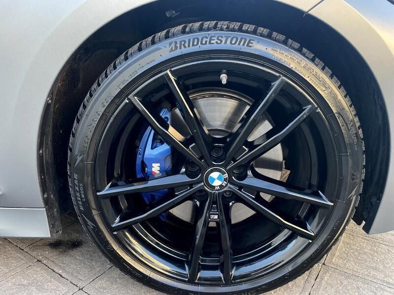 Usata BMW 330e M Sport 340 CV (250 kW) 2022 Grigio Station wagon