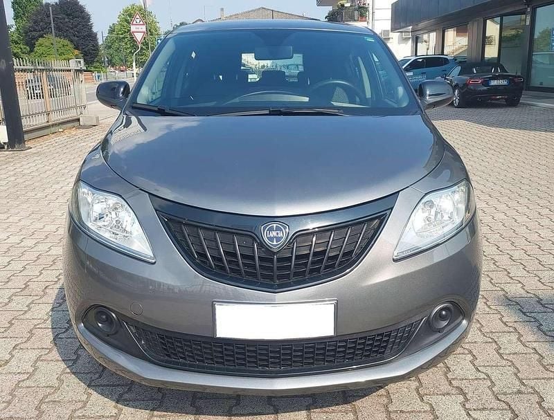 Usata Lancia Ypsilon S 69 CV (50 kW) 2023 Grigio Utilitaria