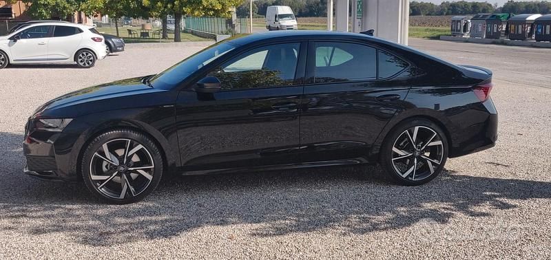 Usata Skoda Octavia SportLine 150 CV (110 kW) 2025 Nero Berlina