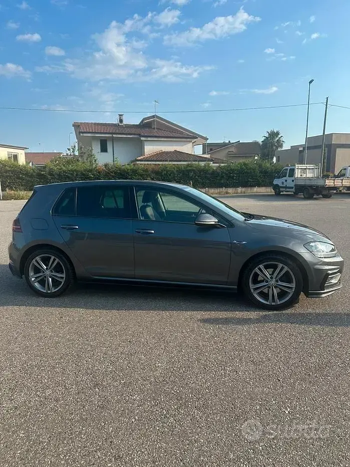 Usata VW Golf VII R-line 115 CV (84 kW) 2023 Berlina