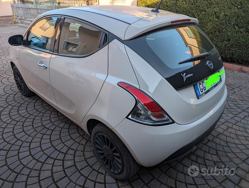 Usata Lancia Ypsilon 69 CV (50 kW) 2021 Utilitaria