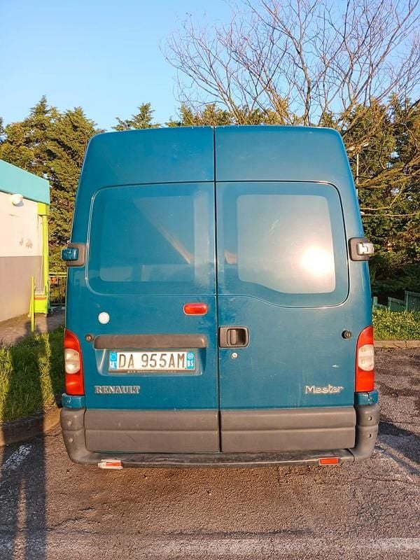 Usata Renault Master 114 CV (83 kW) 2006 Verde Furgone