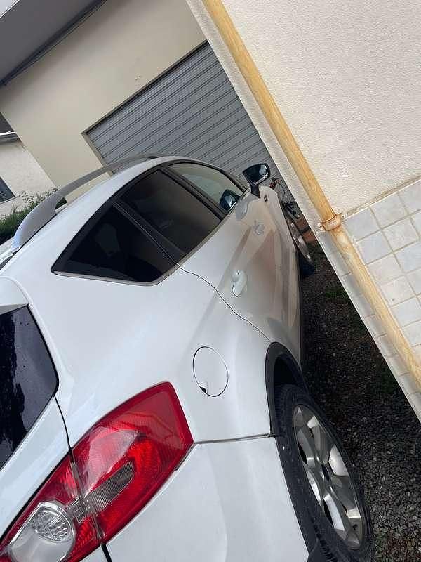 Usata Ford Kuga Titanium 136 CV (100 kW) 2009 Bianco SUV