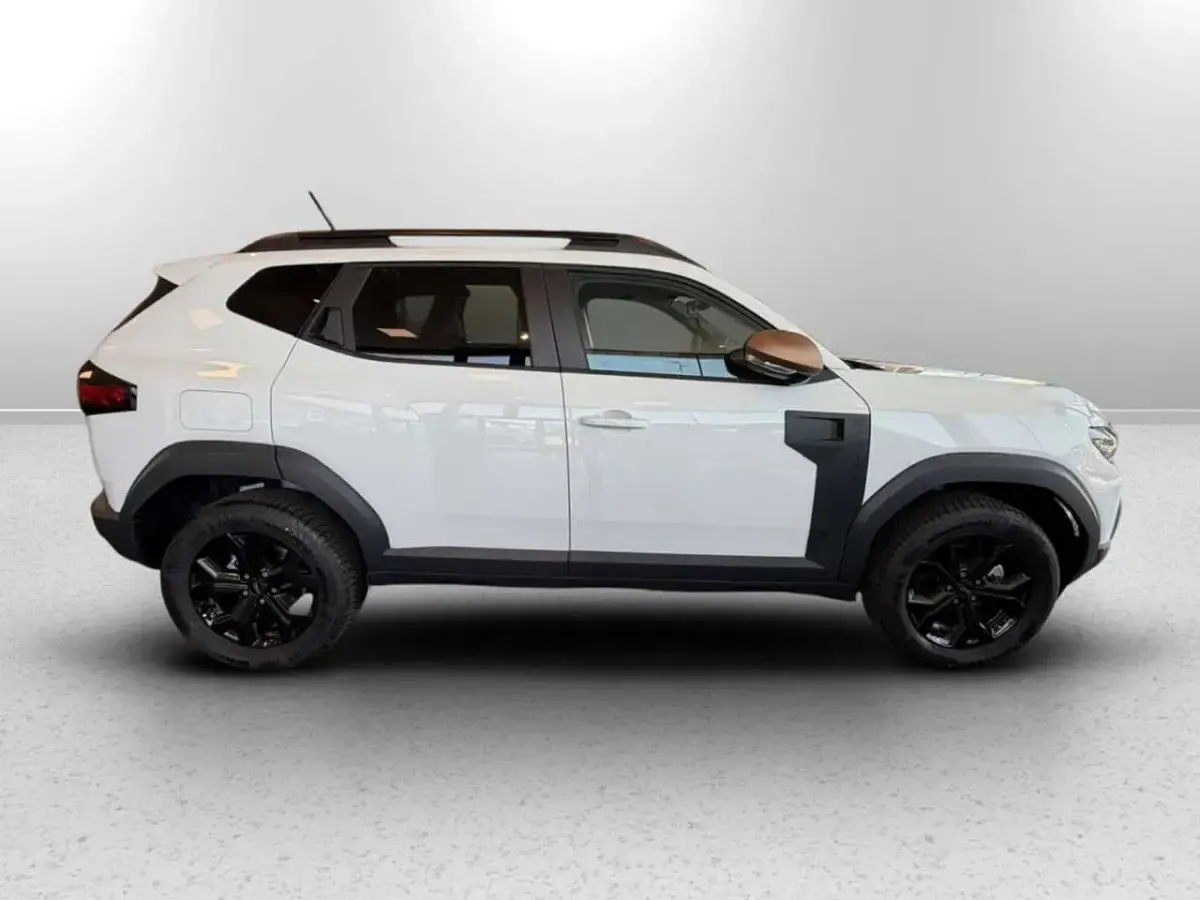 Nuova Dacia Duster Extreme 120 CV (88 kW) 2026 Bianco ghiaccio SUV