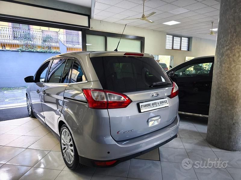 Usata Ford C-MAX Titanium 115 CV (84 kW) 2011 Beige Monovolume