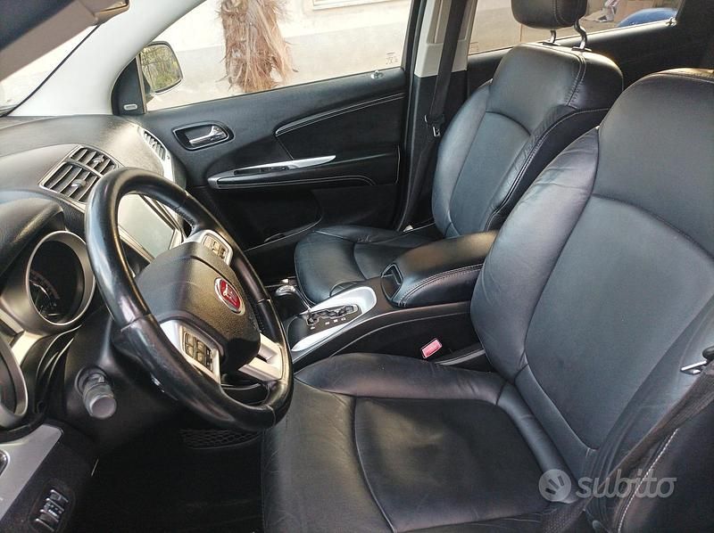 Usata Fiat Freemont 170 CV (125 kW) 2013 Bianco SUV