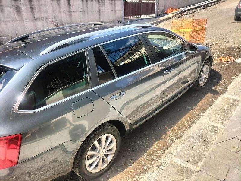 Usata Skoda Octavia Executive 105 CV (77 kW) 2013 Station wagon