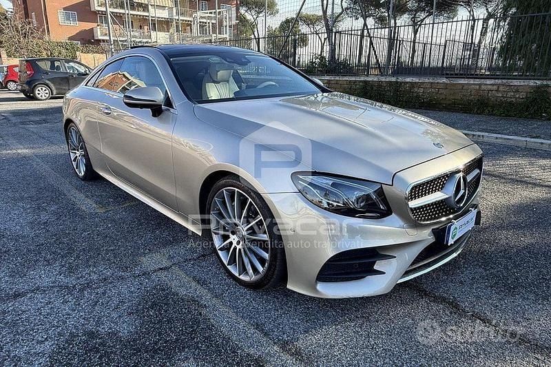 Usata Mercedes E220 Premium Plus 194 CV (142 kW) 2017 Grigio Coupé