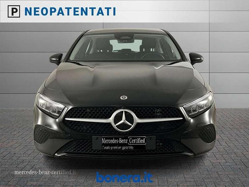 Usata Mercedes A180 Advanced 116 CV (85 kW) 2025 Nero notte Berlina