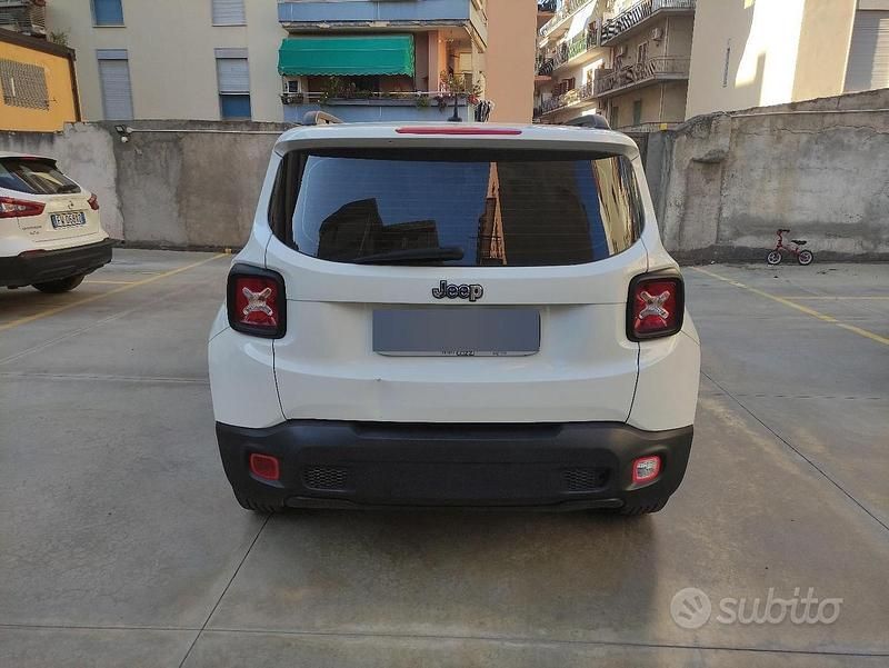 Usata Jeep Renegade Longitude 120 CV (88 kW) 2015 Bianco SUV