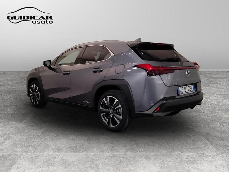 Usata Lexus UX 2021 Grigio SUV