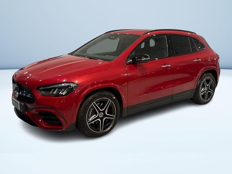 Rosso Usata 2023 Mercedes GLA200 Advanced Plus SUV | 38.300 € (Buon prezzo) - Immagine 1/3