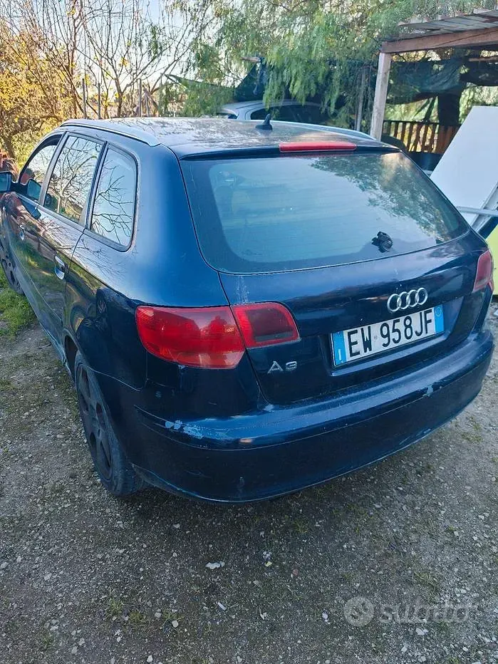 Usata Audi A3 140 CV (102 kW) 2005 Blu Utilitaria