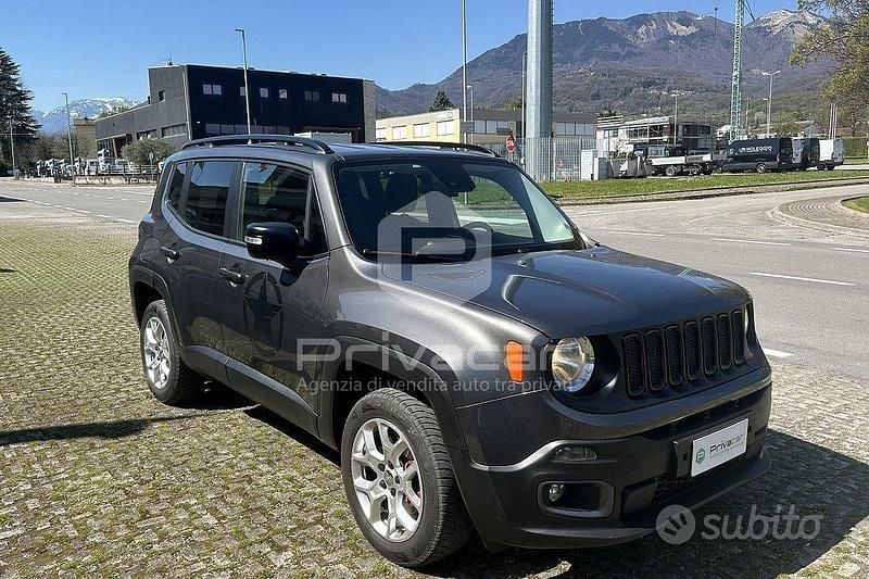 Usata Jeep Renegade Limited 140 CV (102 kW) 2016 Grigio SUV