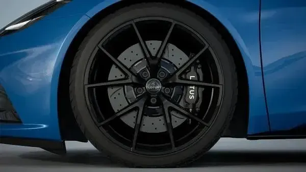 Nuova Lotus Emira 405 CV (297 kW) 2026 Seneca blue Coupé