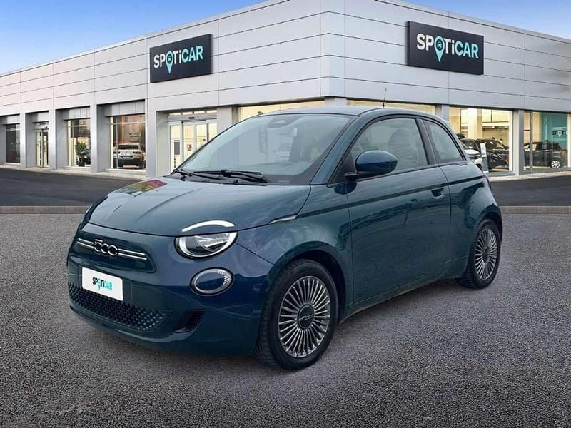 Usata Fiat 500e Icon 42 kW (58 CV) 2021 Blu/verde Berlina