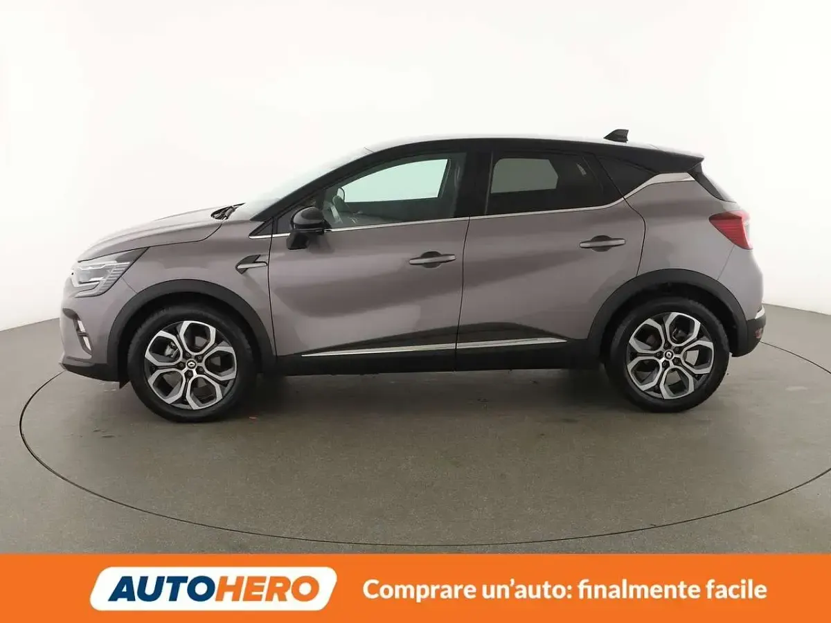 Usata Renault Captur Techno 143 CV (105 kW) 2023 Grigio SUV
