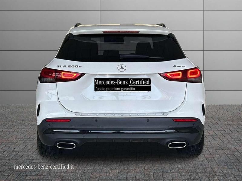Usata Mercedes GLA200 Premium 150 CV (110 kW) 2023 Bianco SUV