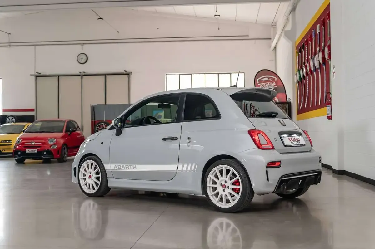 Usata Abarth 595 Esseesse 179 CV (131 kW) 2019 Grigio campovolo 676/a Utilitaria