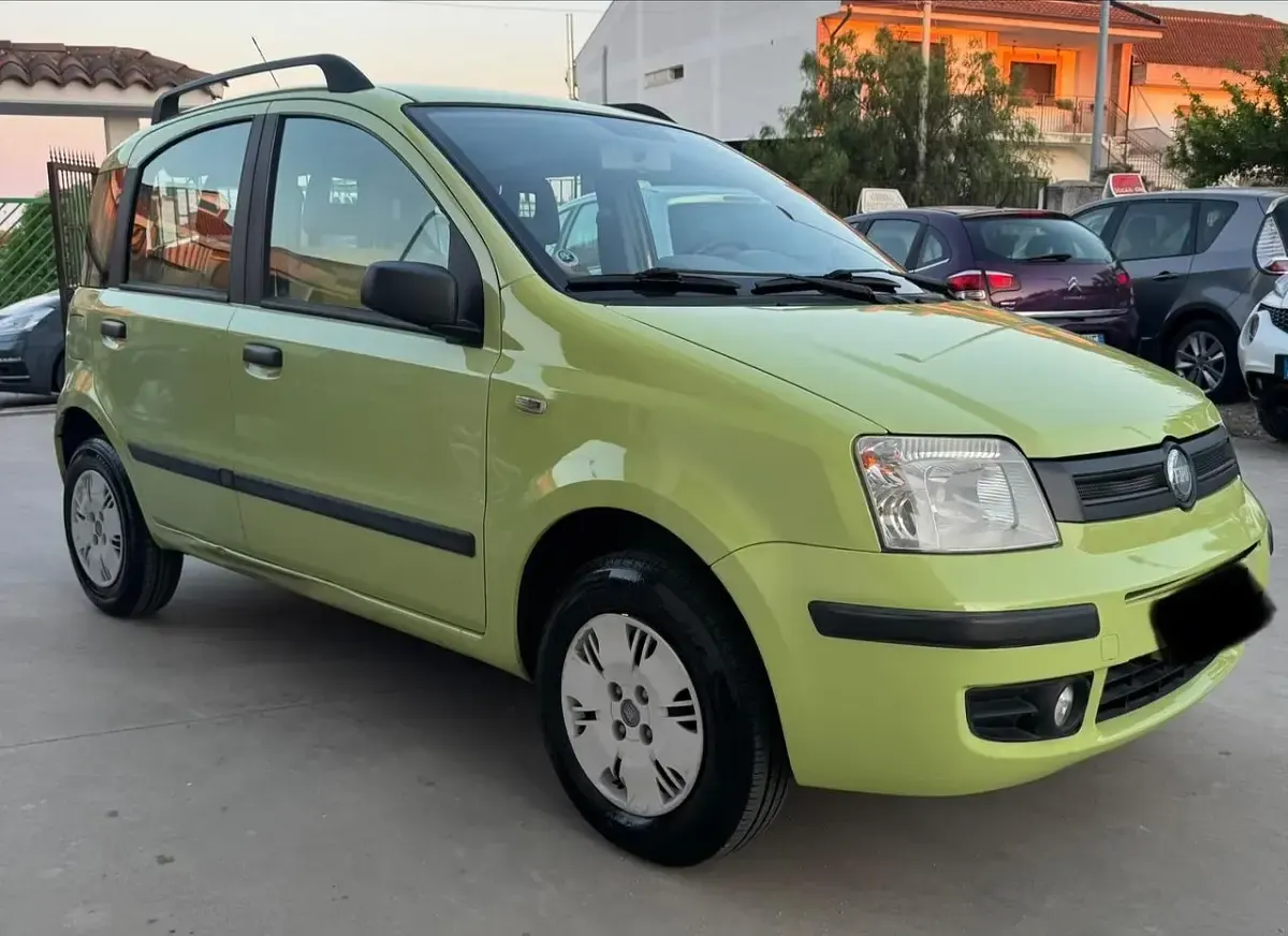 Usata Fiat Panda Emotion 69 CV (50 kW) 2005 Verde Utilitaria