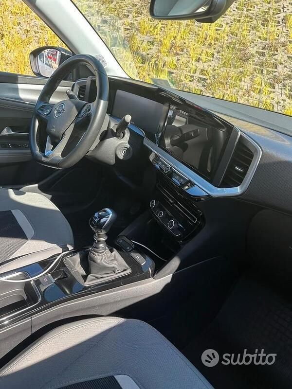 Usata Opel Mokka Elegance 101 CV (74 kW) 2022 Nero SUV