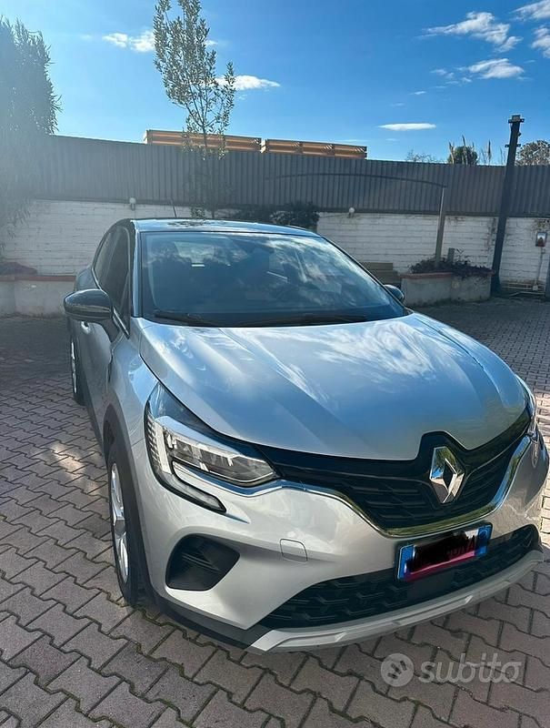 Usata Renault Captur 2023 Grigio SUV