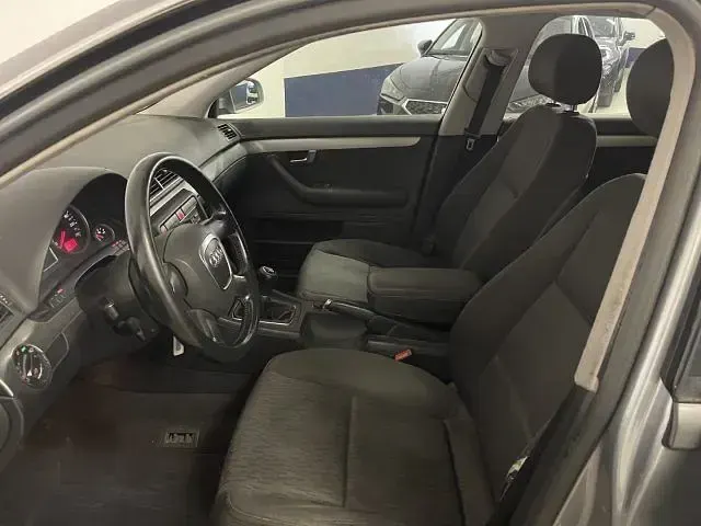 Gebraucht Audi A4 140 PS (102 kW) 2006 Grau Kombi