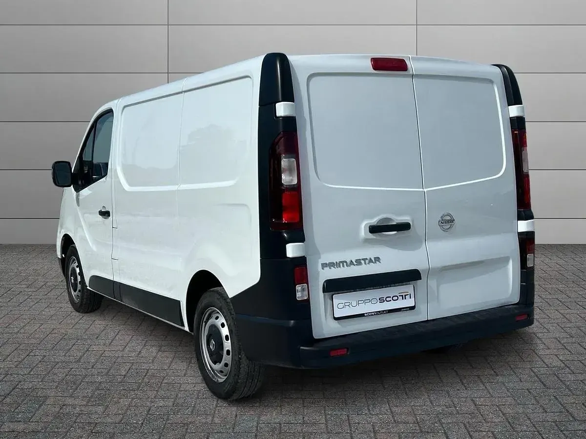 Usata Nissan Primastar Acenta 130 CV (95 kW) 2022 Bianco Monovolume