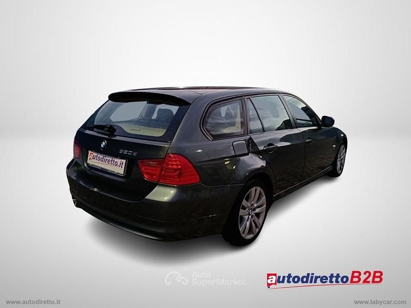Occasion BMW 320 184 ch (135 kW) 2011 Gris Break