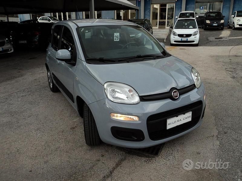 Usata Fiat Panda Easy 69 CV (50 kW) 2019 Grigio Utilitaria