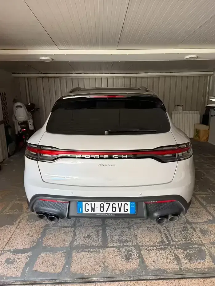 Usata Porsche Macan 265 CV (194 kW) 2025 Grigio SUV