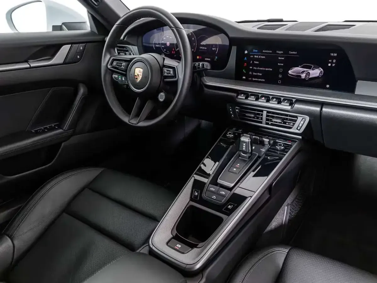 Usata Porsche 911 Carrera Cabriolet 385 CV (283 kW) 2024 Other Cabrio