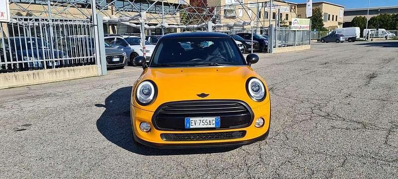 Usata Mini Cooper 136 CV (100 kW) 2014 Arancione Utilitaria