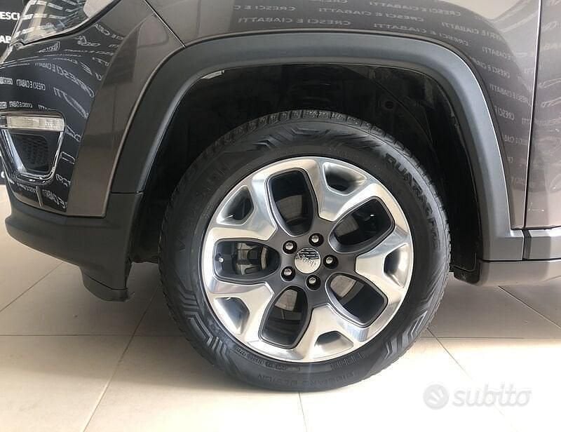Usata Jeep Compass Limited 140 CV (102 kW) 2017 Grigio SUV