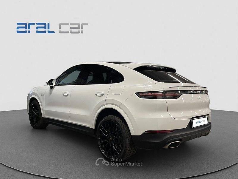 Usata Porsche Cayenne 340 CV (250 kW) 2020 Bianco SUV