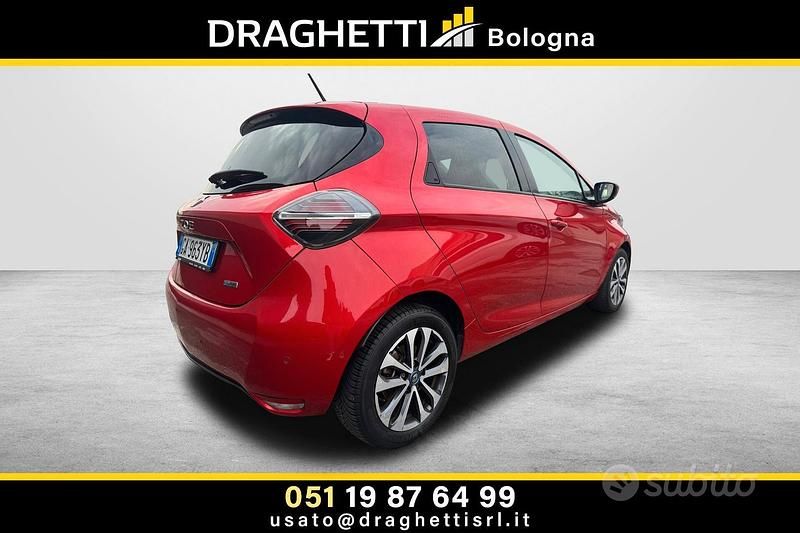 Usata Renault Zoe Life 80 kW (109 CV) 2021 Rosso Utilitaria