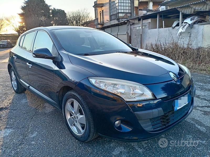 Usata Renault Mégane Dynamique 110 CV (80 kW) 2009 Blu Berlina