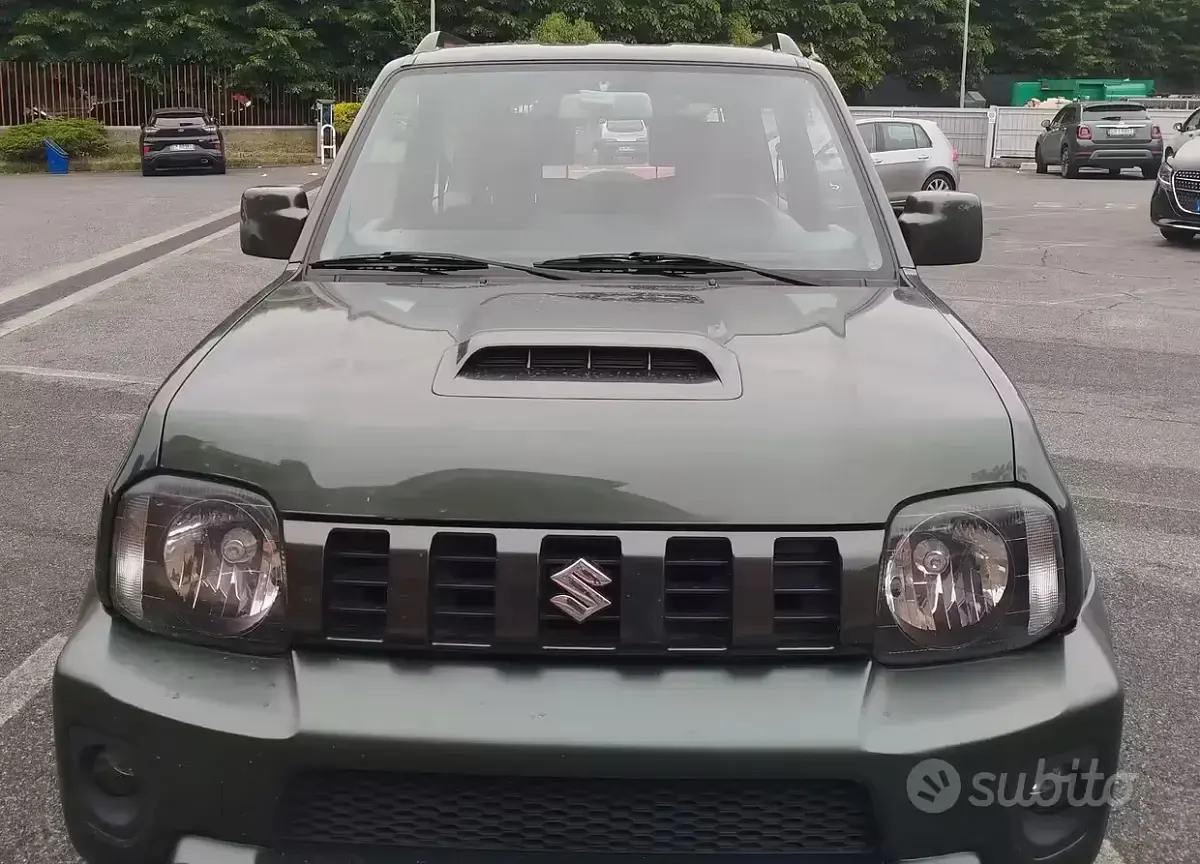 Usata Suzuki Jimny 85 CV (62 kW) 2015 Verde SUV