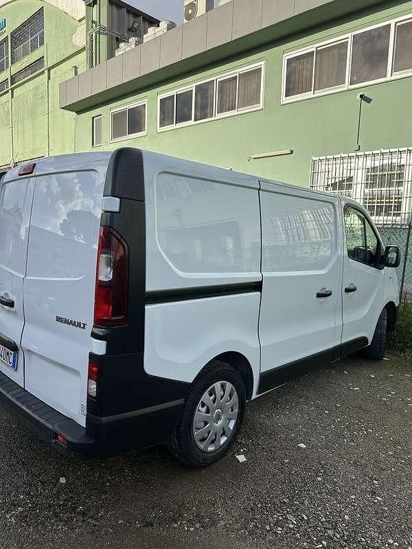 Usata Renault Trafic 125 CV (91 kW) 2018 Bianco Monovolume