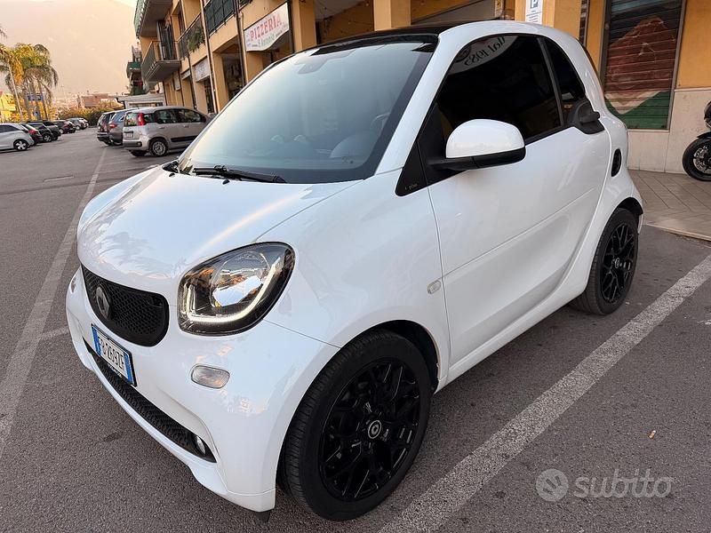 Usata Smart ForTwo Coupé Prime 90 CV (66 kW) 2016 Bianco Coupé
