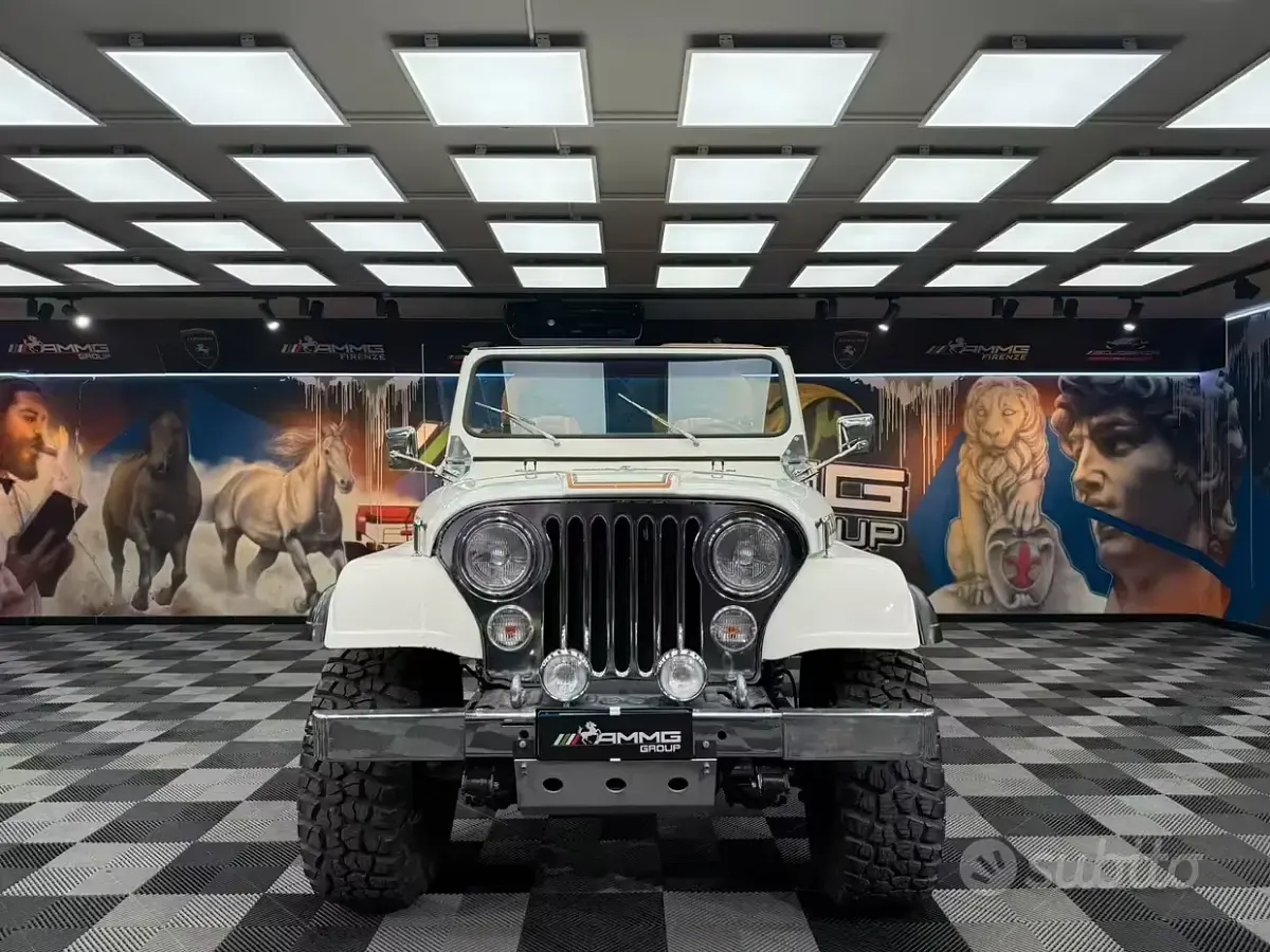 Usata Jeep CJ Laredo 150 CV (110 kW) 1993 Bianco SUV