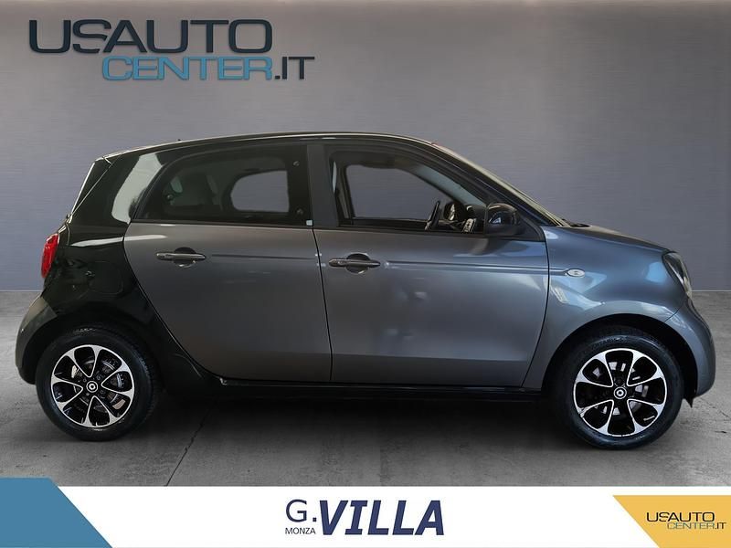 Usata Smart ForFour Prime 71 CV (52 kW) 2016 Grigio Utilitaria