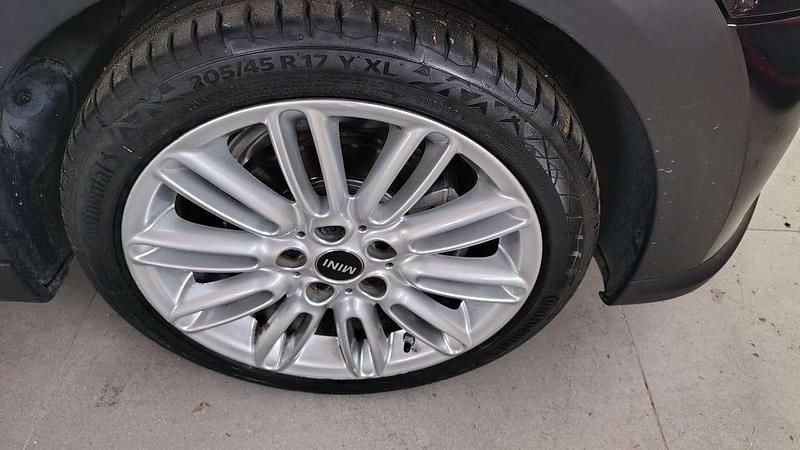 Usata Mini Cooper Classic 136 CV (100 kW) 2021 Blu/azzurro Utilitaria