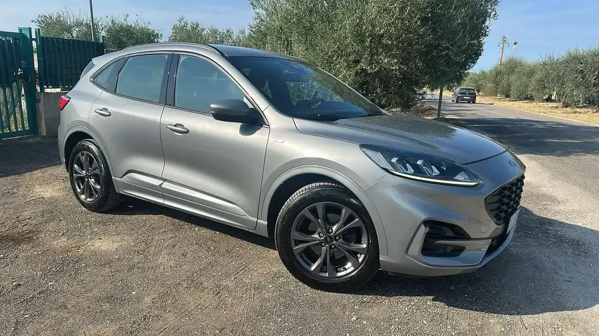 Usata Ford Kuga ST-Line X 120 CV (88 kW) 2022 SUV